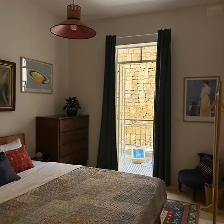 Harbour Of Colours Pietà