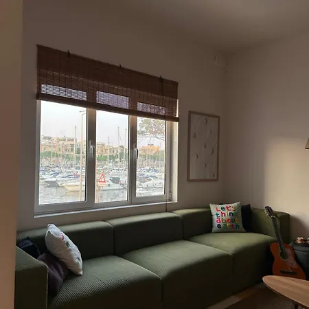 Harbour Of Colours Apartman *