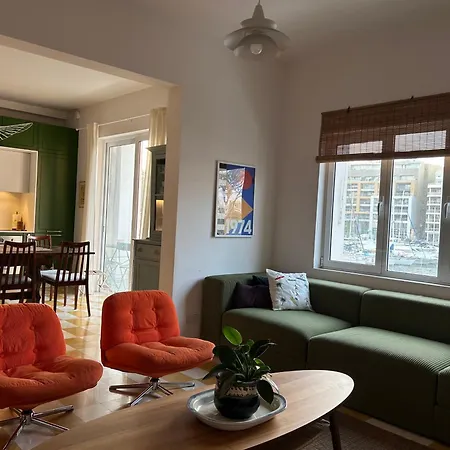 Harbour Of Colours Pietà